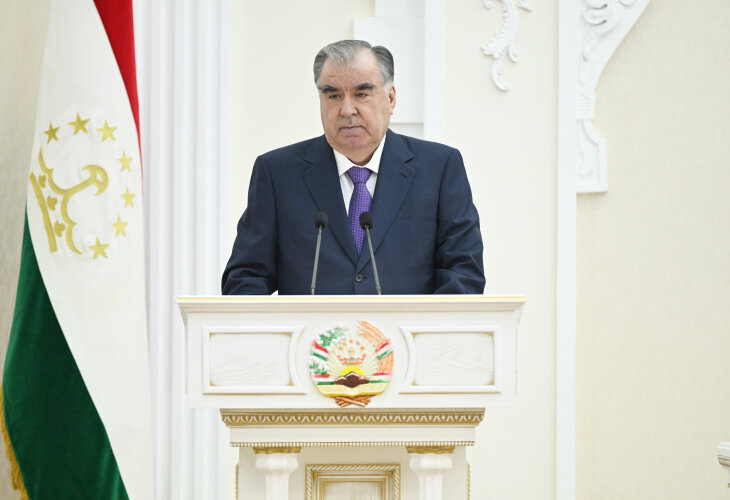 Президент Таджикистана недоволен закрытием предприятий в одном из регионов