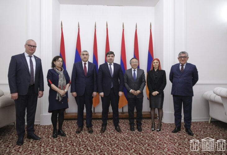 В Армении обсудили сотрудничество с Китаем