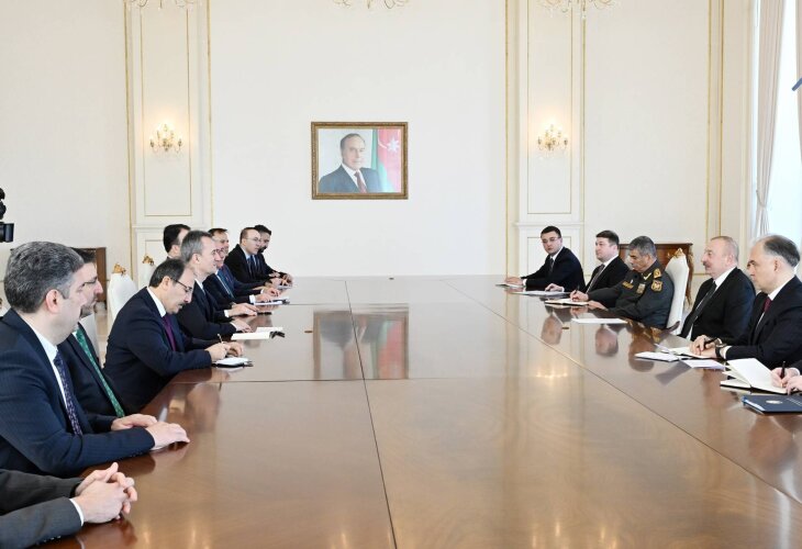 Ильхам Алиев принял делегацию турецкого военпрома
