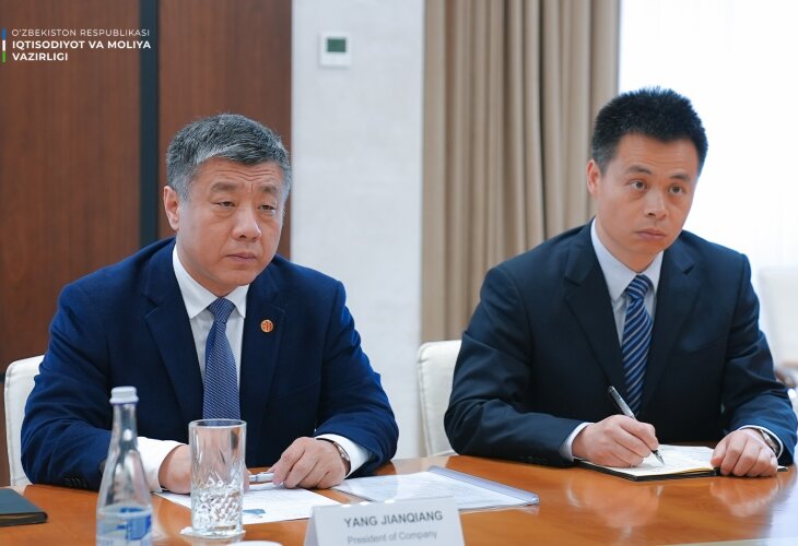 Узбекистан и Китай налаживают связи в сфере автотранспорта