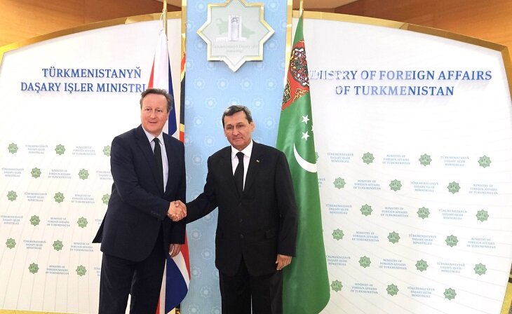 В Ашхабаде состоялась встреча глав МИД Туркменистана и Великобритании
